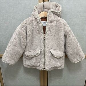 ZARA Girl Faux Fur Hoodie Jacket Size 3-4 Years